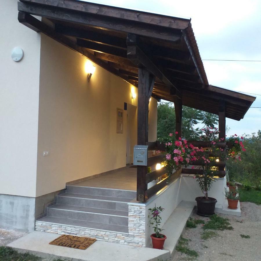 Guest House Happy Day Slunj Luaran gambar